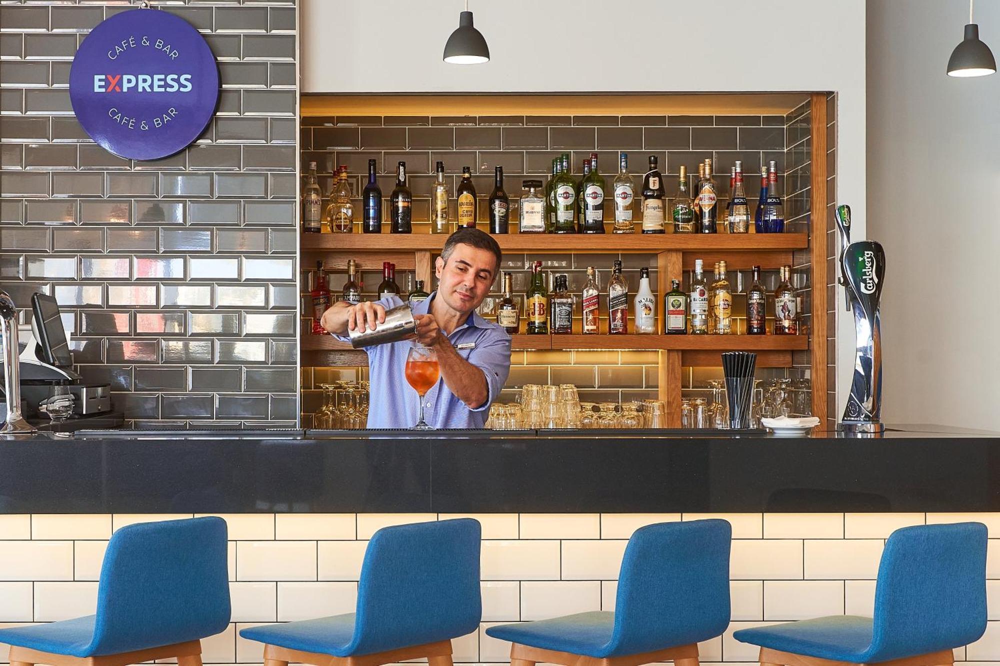 Holiday Inn Express - Malta By Ihg Saint Julian's Eksteriør billede